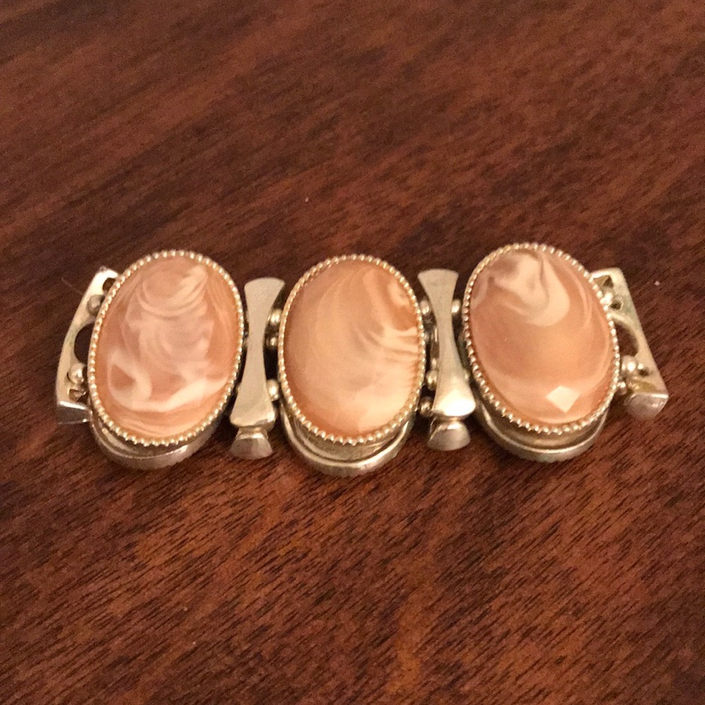 Pink Cameo-Style Bracelet